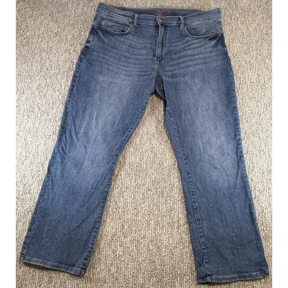 Lucky Brand 223 Straight 5-Pocket Stretch Denim Jeans. Medium Wash, Men's 38*x30